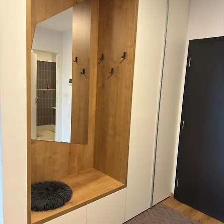 Ah Urban House Apartment *